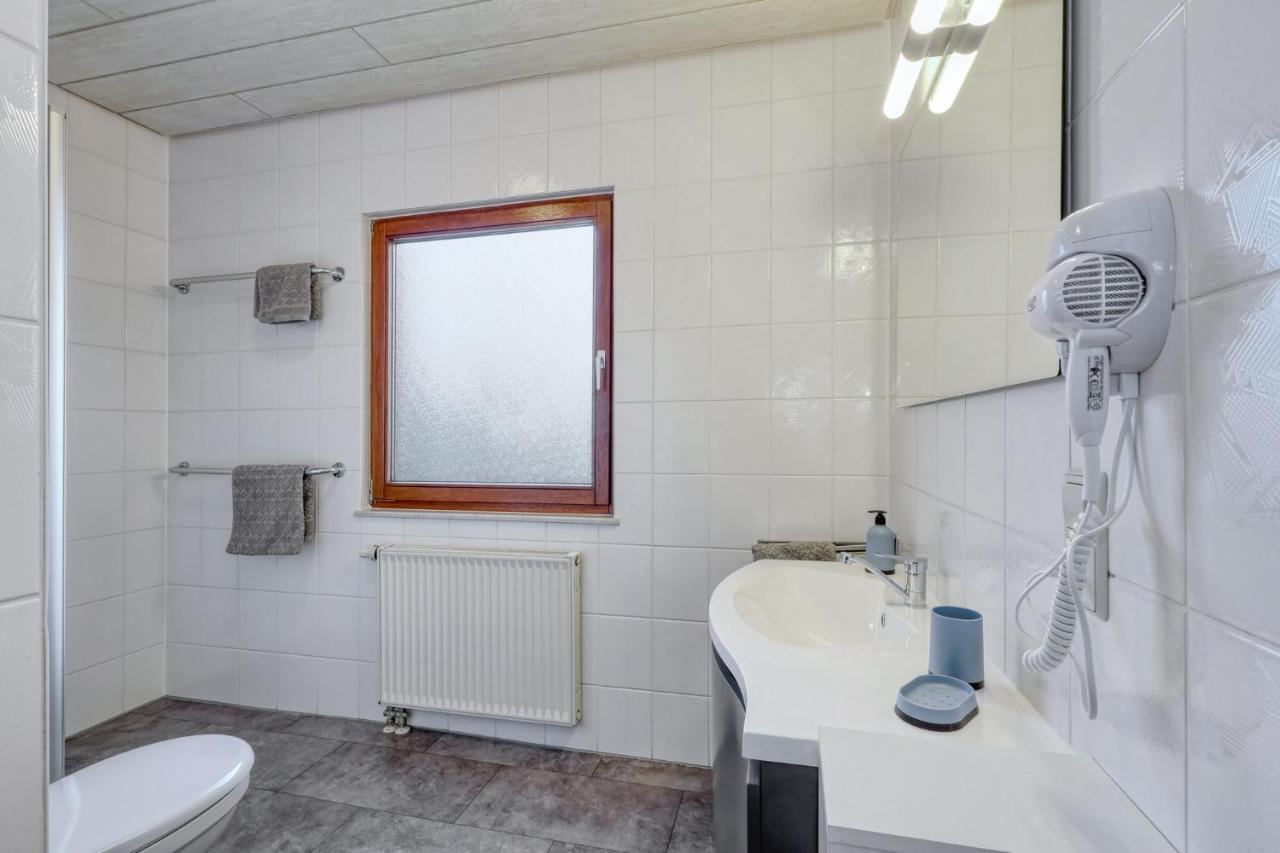 Seepark Kirchheim Ferienhaus Bei Anne Mit Sauna Kültér fotó
